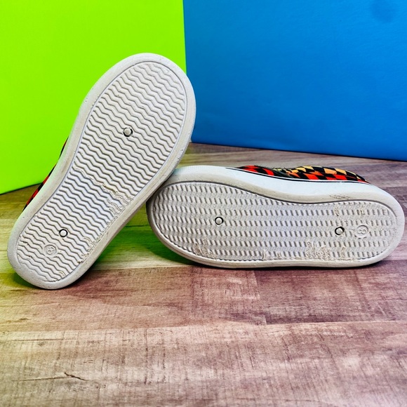 Slip On Rainbow 🌈 Checker Sneakers - Picture 10 of 11